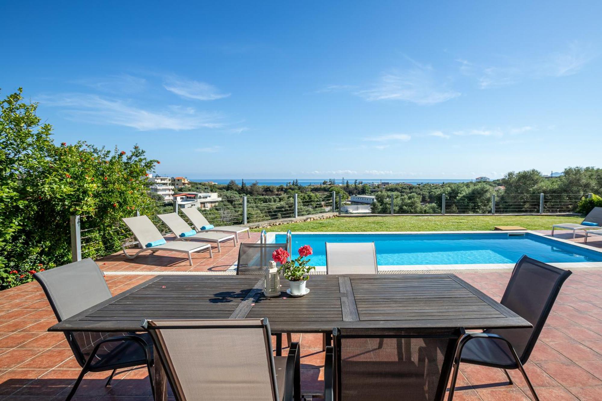 Dimitra Apartment With Private Pool And Sea View -The Ground Floor Of A Two Storey Building Daratsos Exterior foto