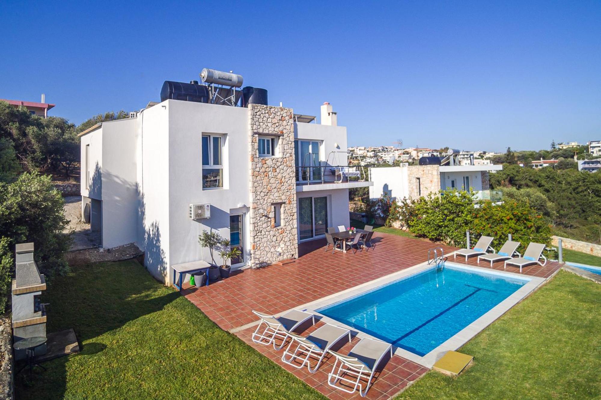 Dimitra Apartment With Private Pool And Sea View -The Ground Floor Of A Two Storey Building Daratsos Exterior foto